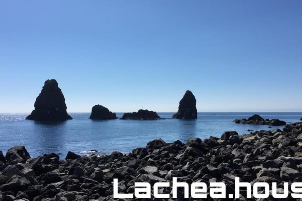 Lachea House Appartamento Sul Mare Dei Ciclopi Aci Castello Exterior photo